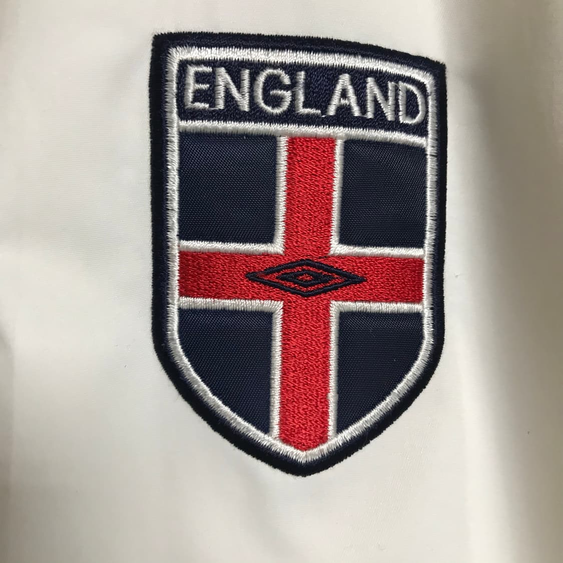 엄브로 잉글랜드 흰색 자켓 상품이미지4