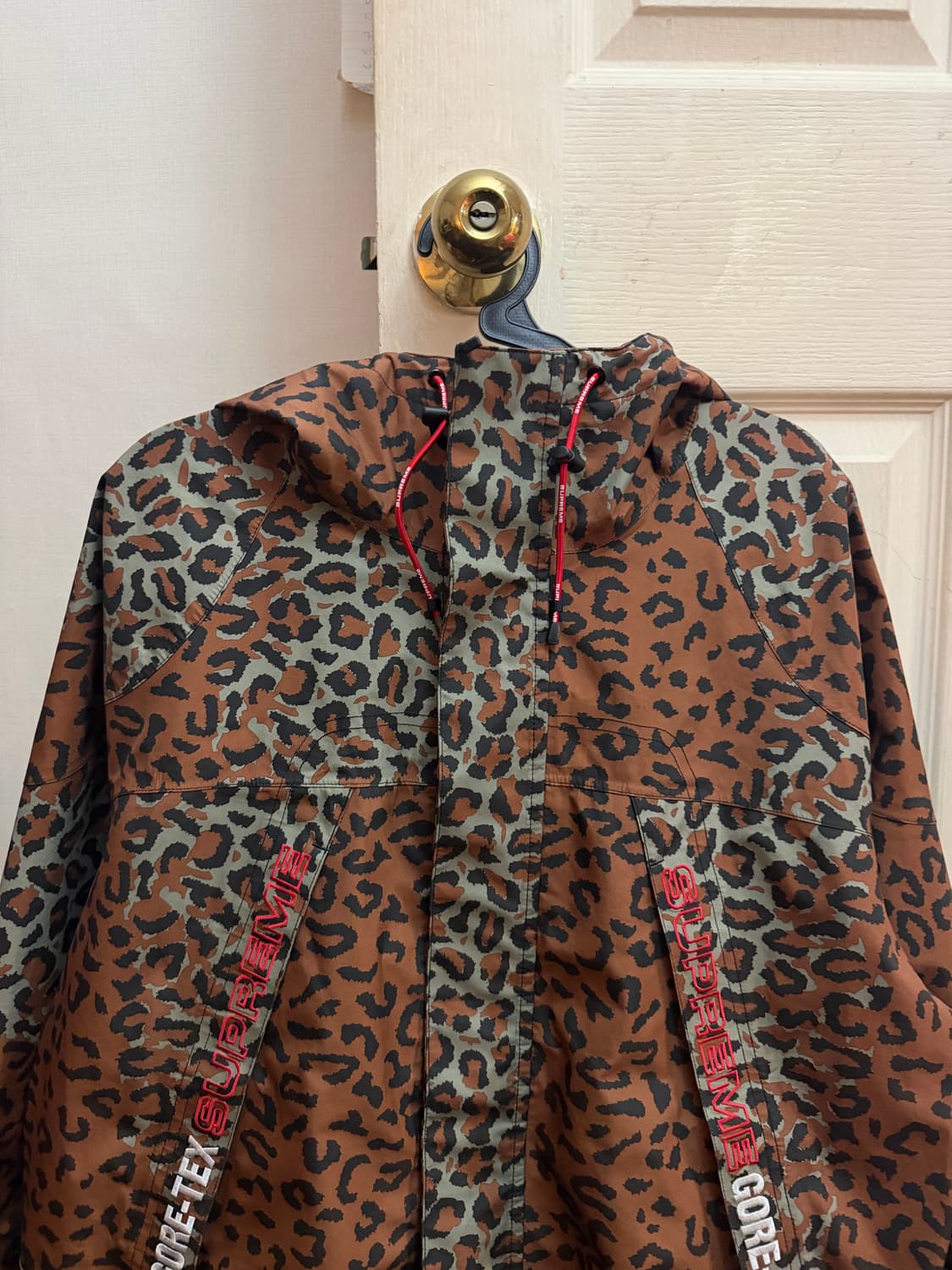 슈프림 고어텍스 바람막이  상품이미지2