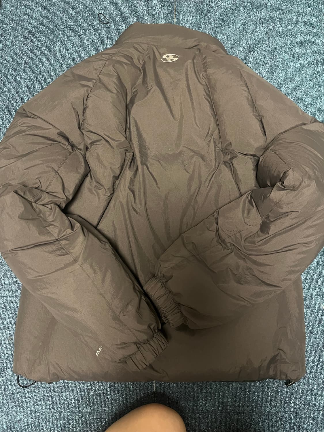 산산기어 패딩 다크브라운/블랙 1사이즈 상품이미지3