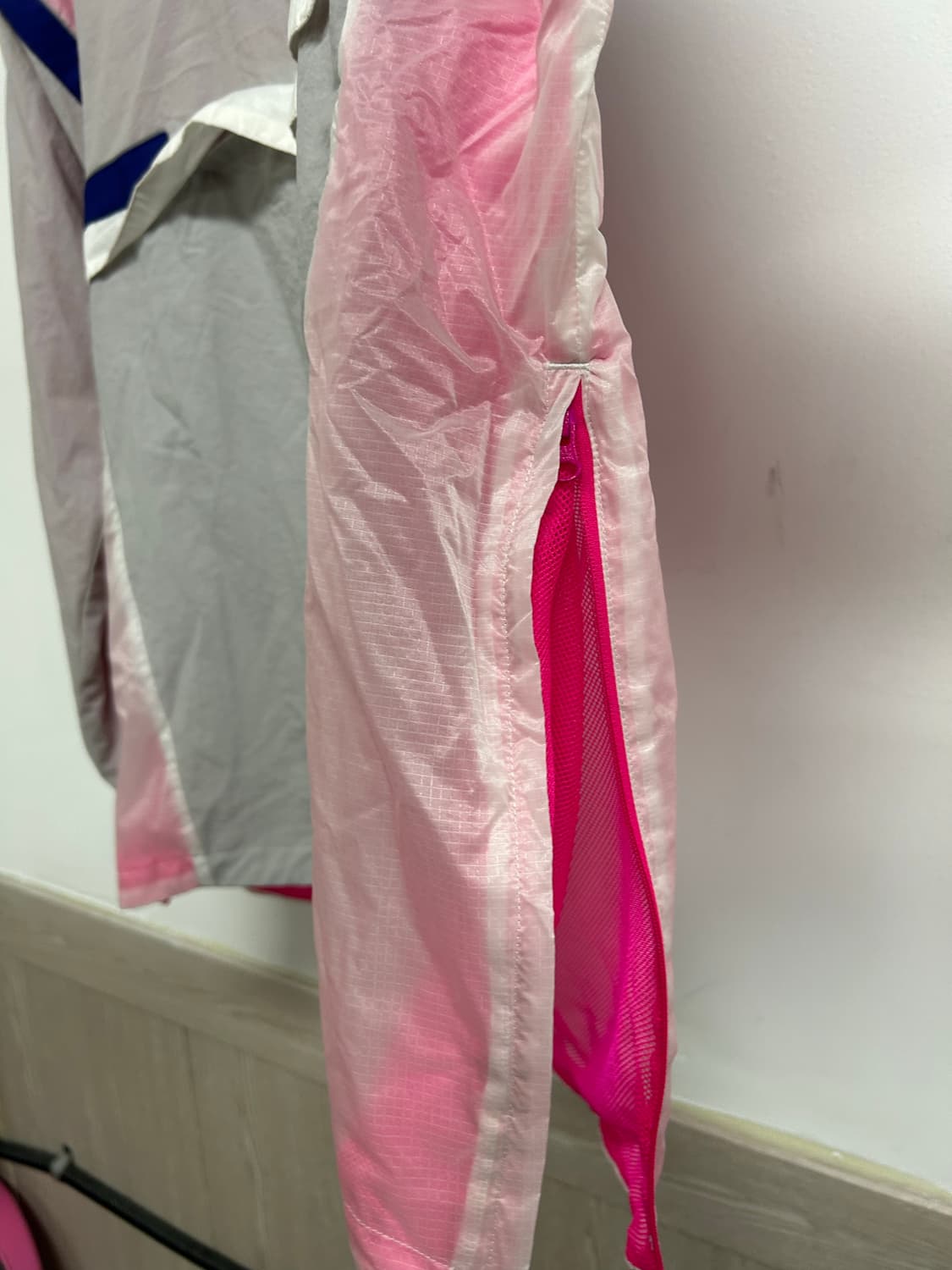아디다스 바람막이 XL 상품이미지3