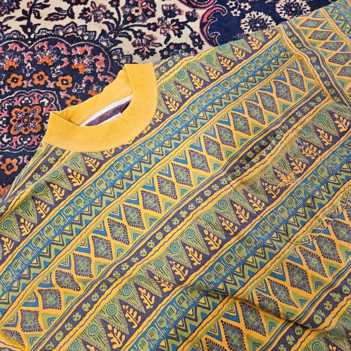 다커스(Dokers) 90's Vintage 보헤미안 박시 티셔츠  상품이미지4