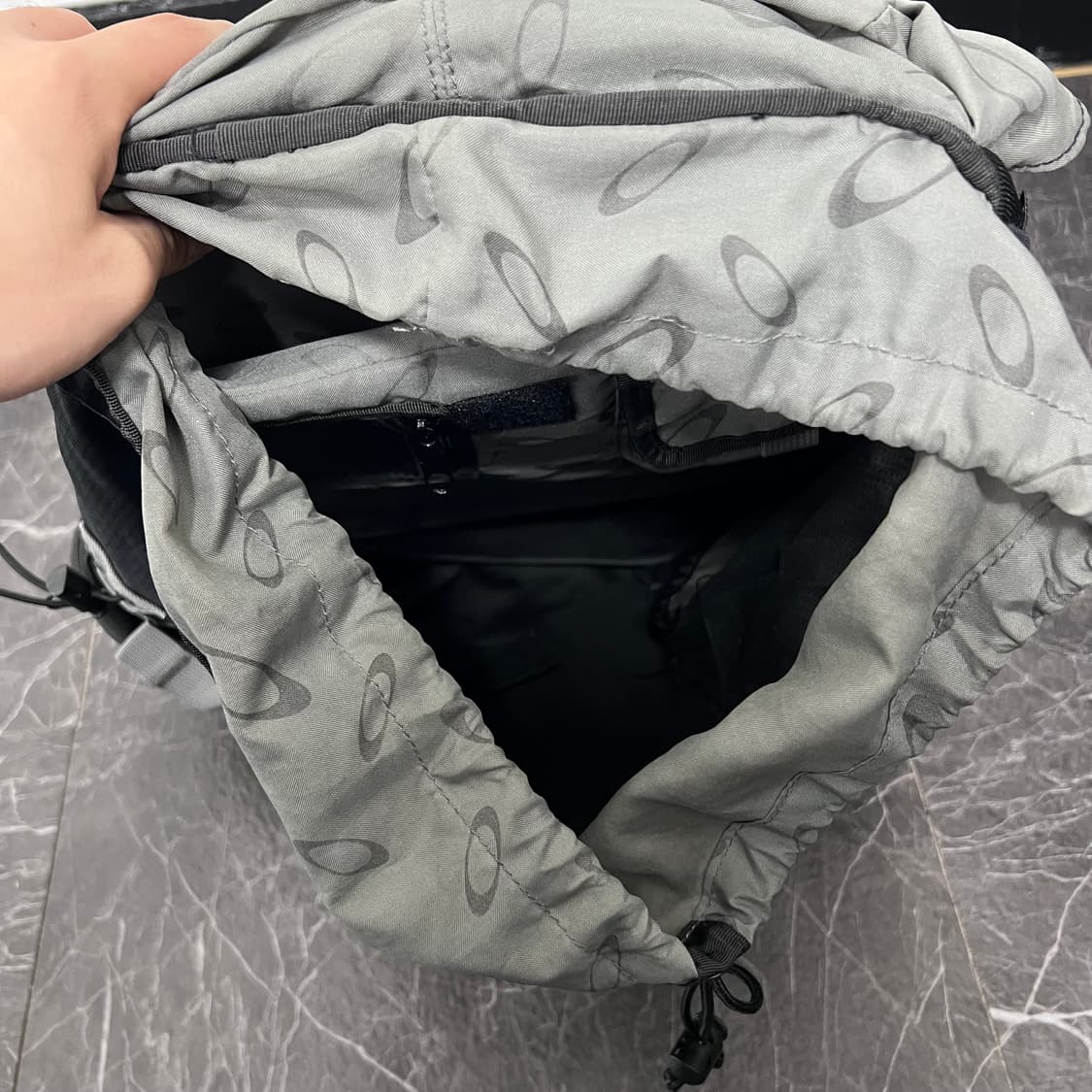 오클리 Y2K 유틸 서프팩 6.0 백팩 상품이미지5