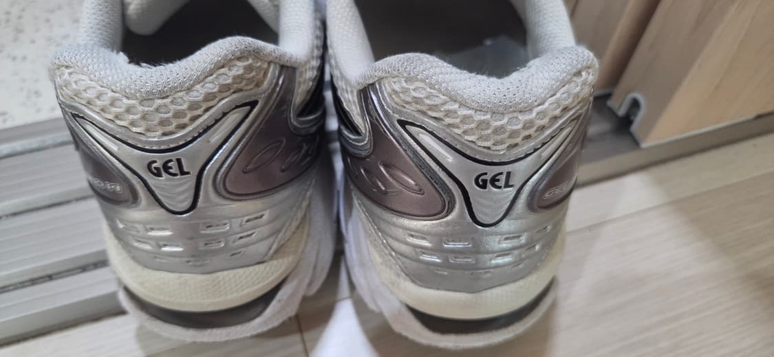 아식스 젤카야노14 크림블랙 260 상품이미지4