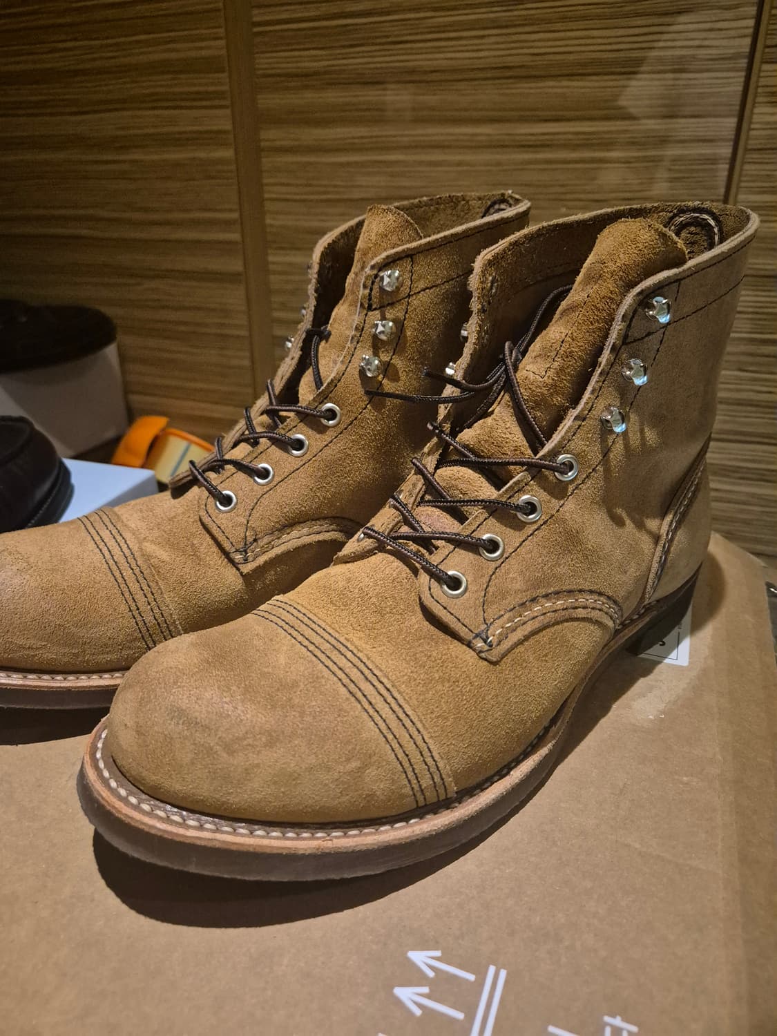 레드윙 8083 아이언레인저 US9.5 1회착용 상품이미지2