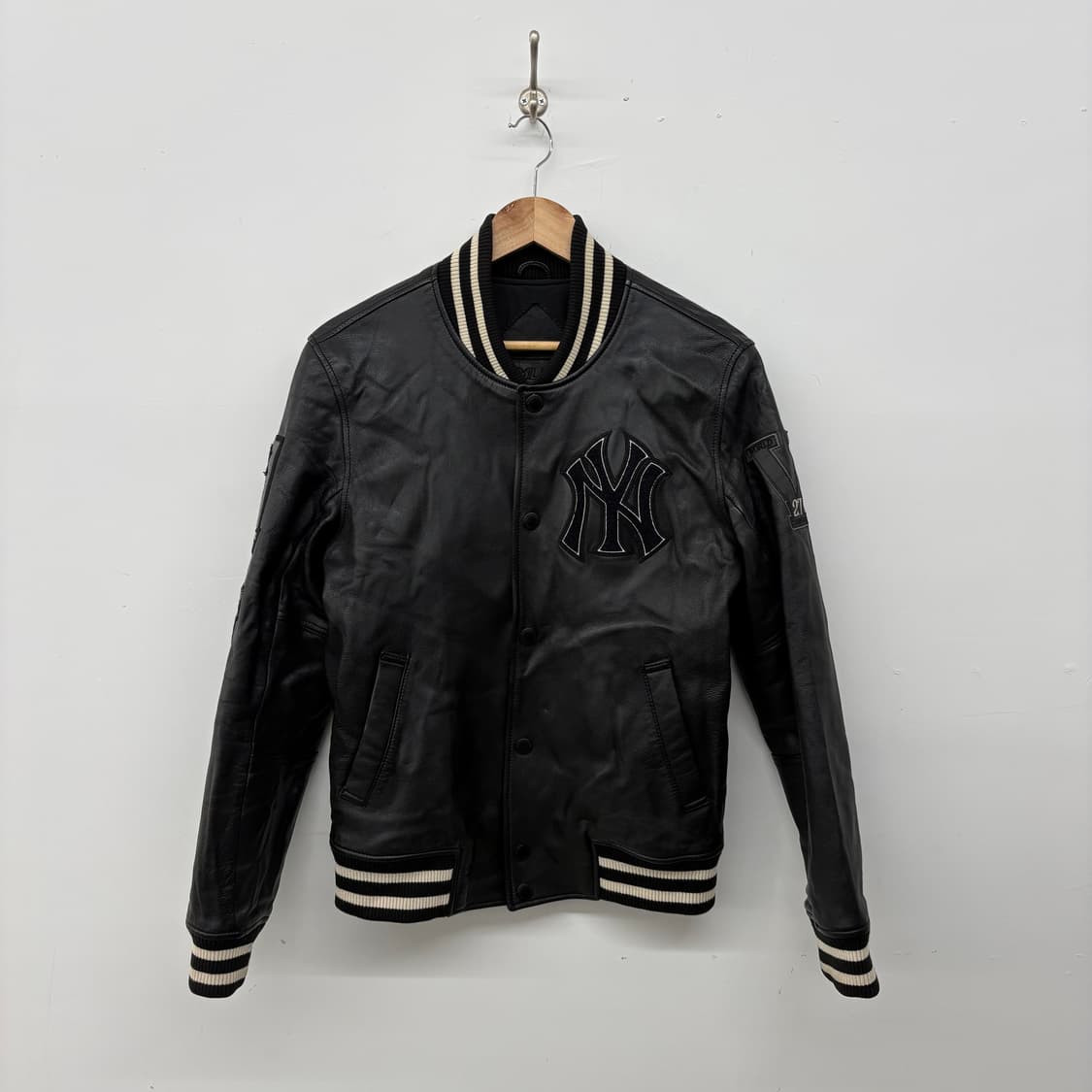 MLB NY 양키즈 블랙 가죽 야구 점퍼 여/M 상품이미지1