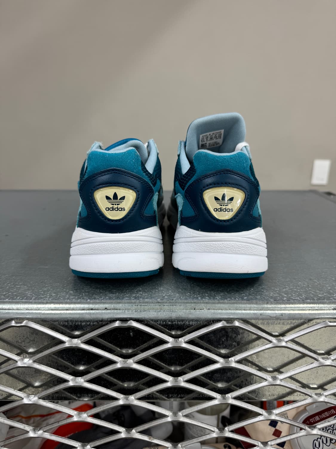 아디다스 팔콘 블루 235 상품이미지3