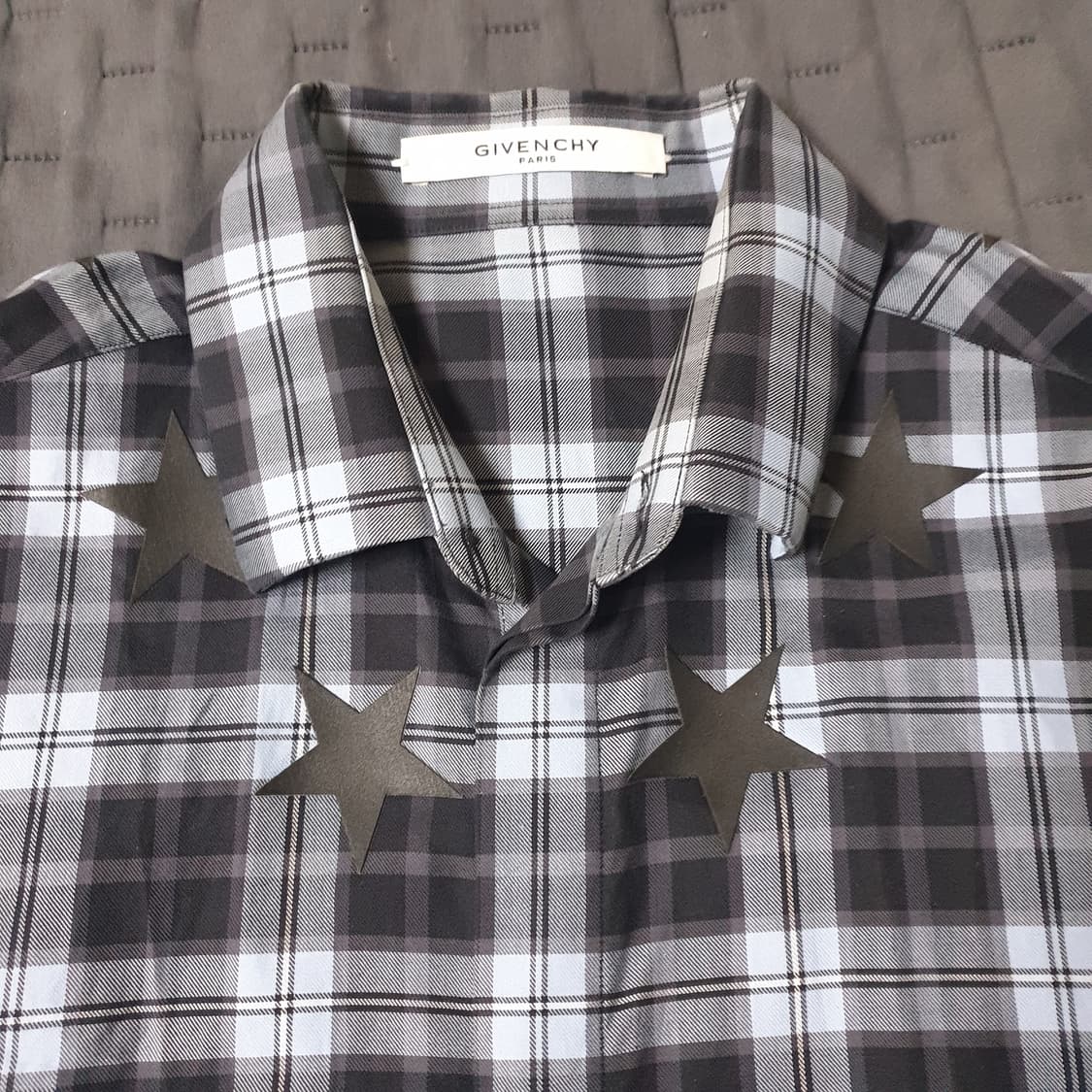 지방시 별 패치 체크 셔츠 상품이미지3