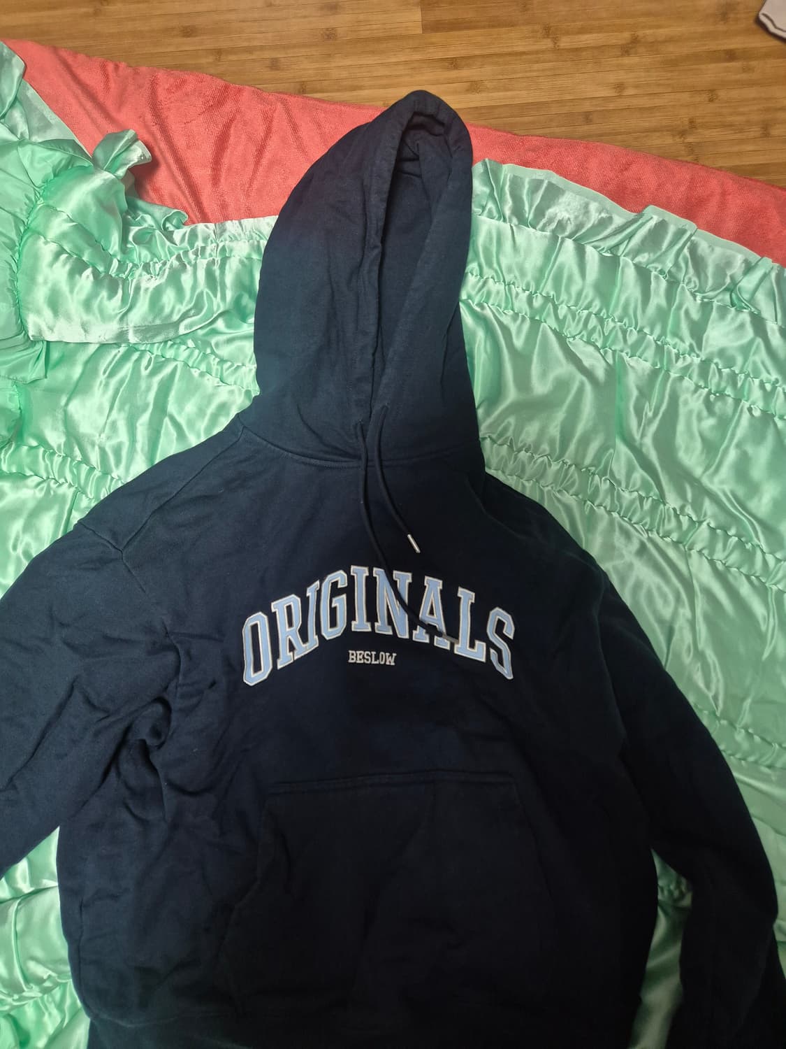 비슬로우 후드티(L) 상품이미지1