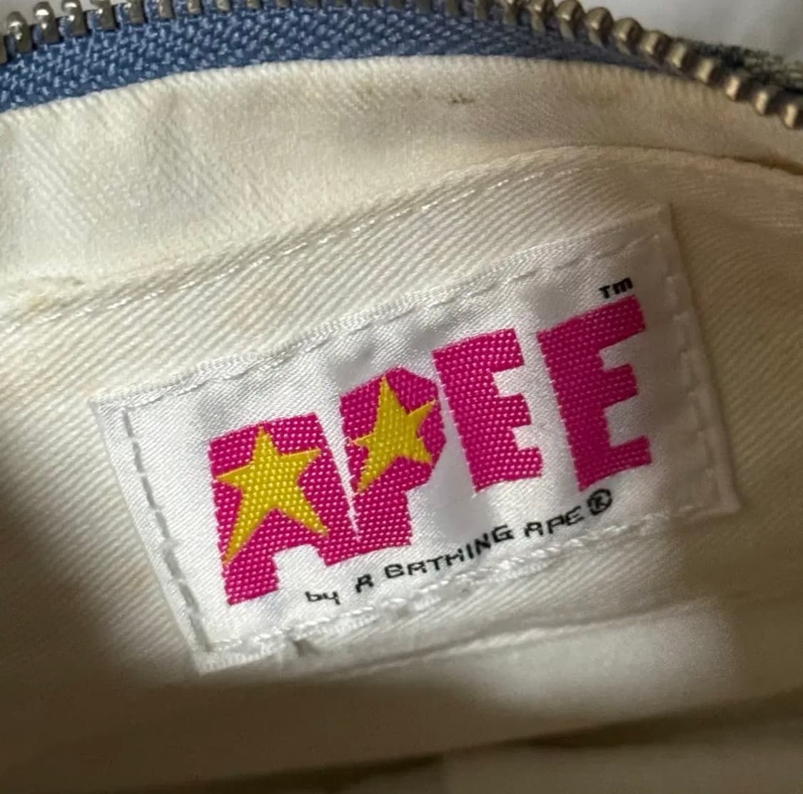 에이프 미니백 상품이미지4