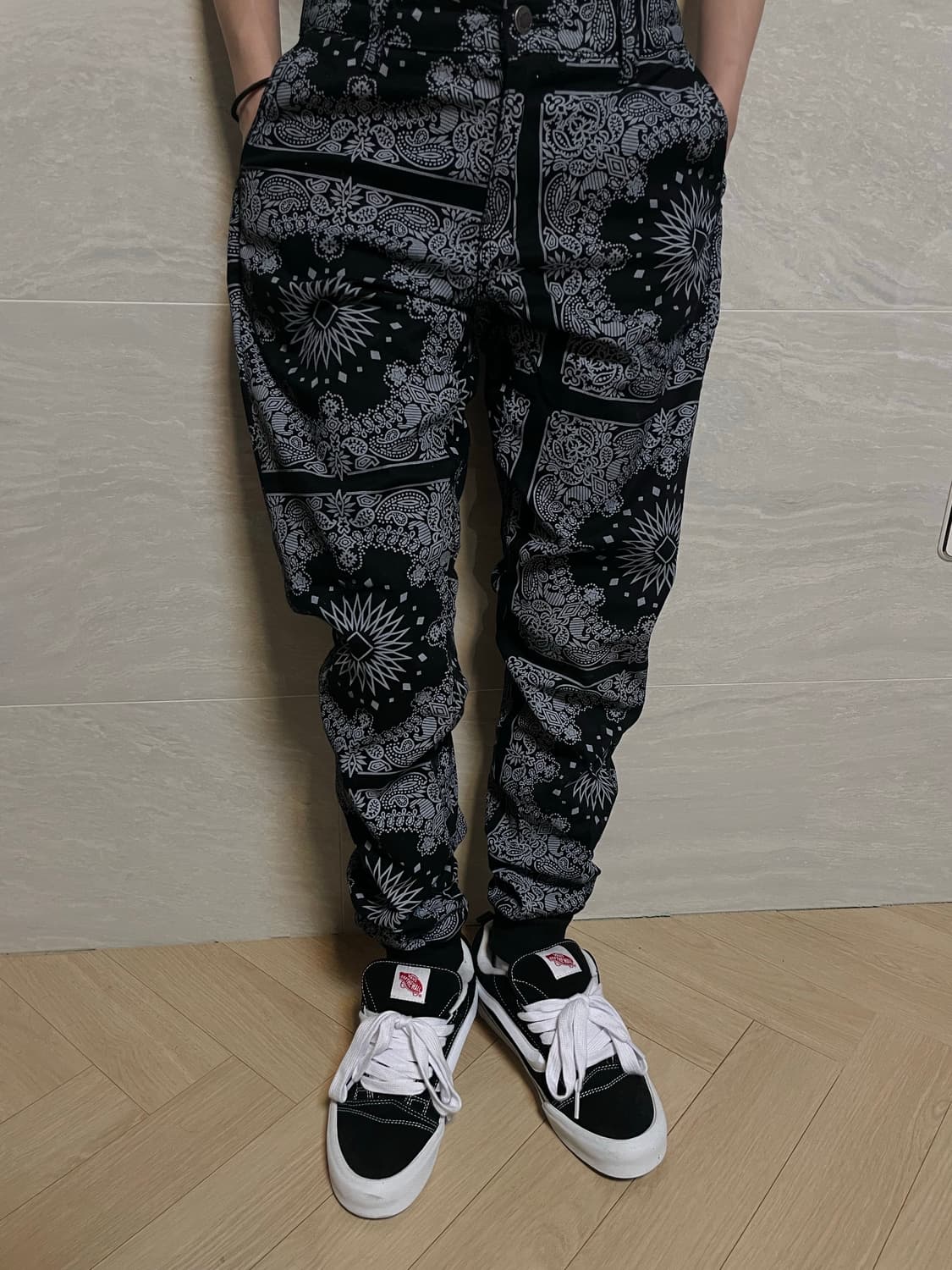 러스트다임 페이즐리 패턴 조거 팬츠 블랙 (m 28-30 추천) 상품이미지1
