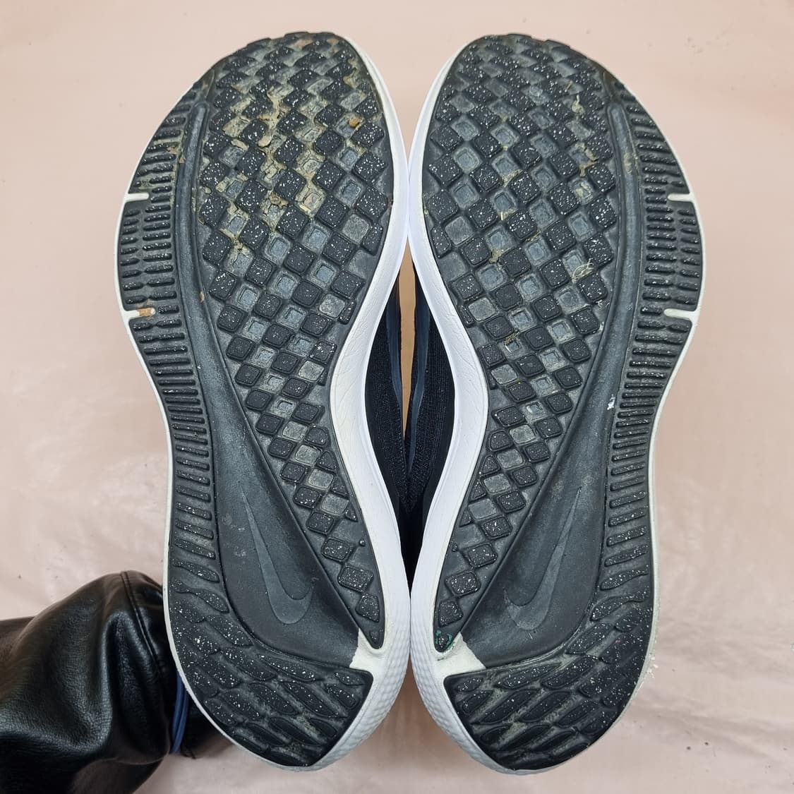 나이키 에어 윈플로9 운동화250  상품이미지3