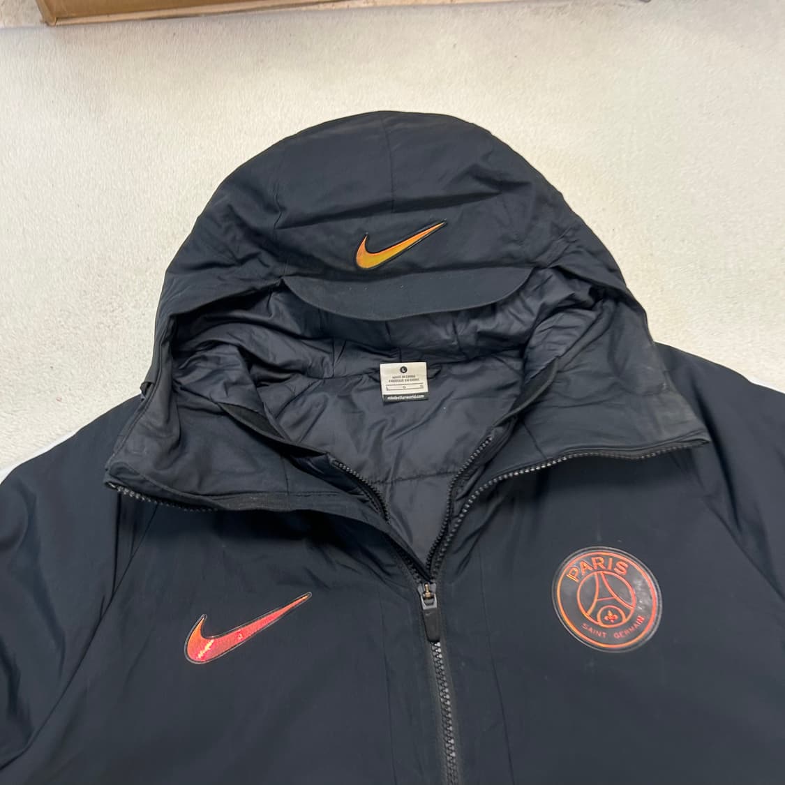 Nike Paris Saint-Germain Puffer Jacket  상품이미지5