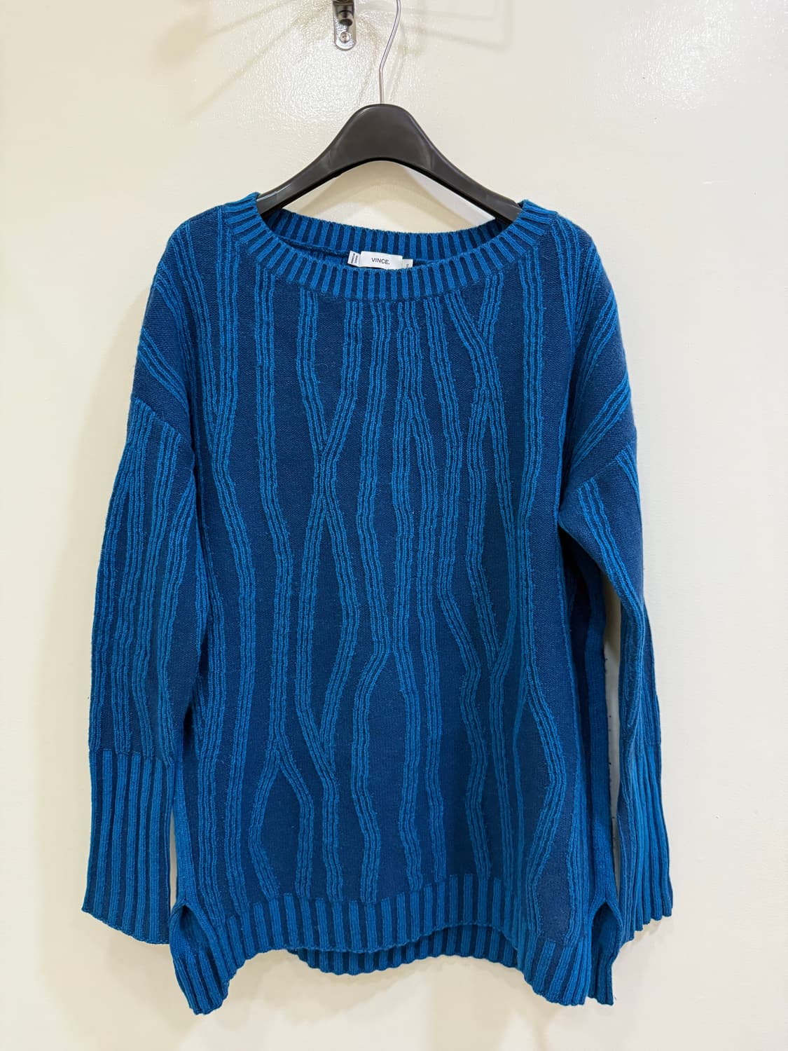 빈스 물결 패턴 니트 스웨터 정품 상품이미지1