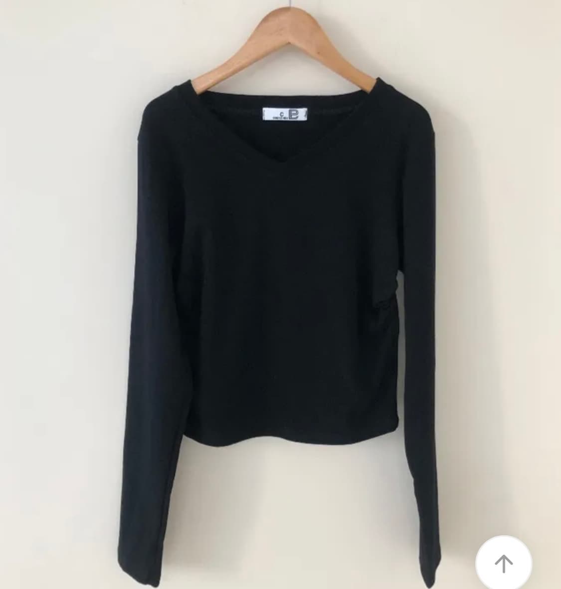 케덴 브이넥 긴팔 티셔츠 상품이미지1