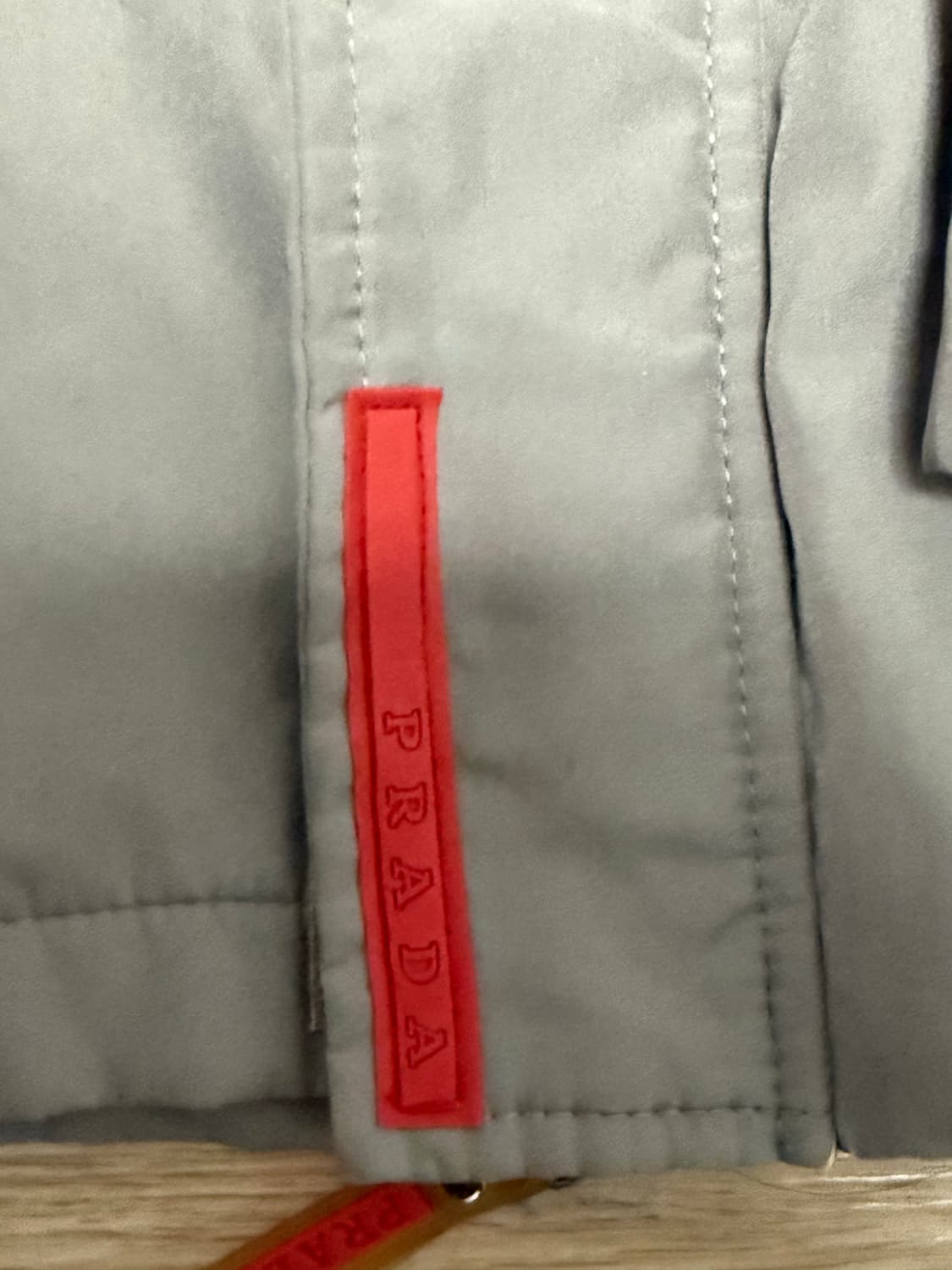 프라다 스포츠 레인자켓 상품이미지2