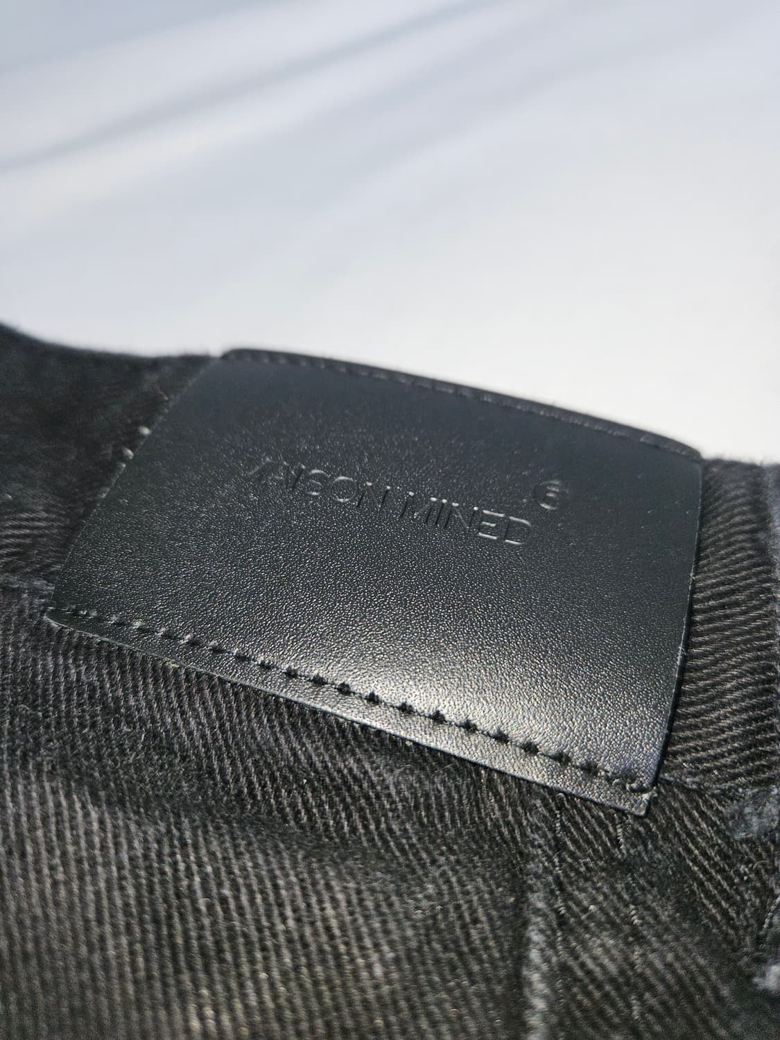 메종미네드 가죽패치 블랙 데님팬츠 흑청 진 46 상품이미지2