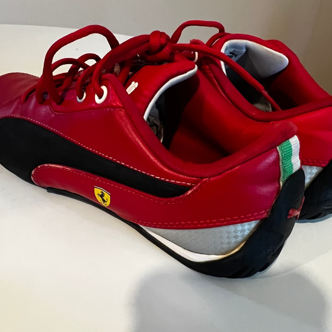 푸마 x 페라리 드리프트 캣 5 상품이미지4