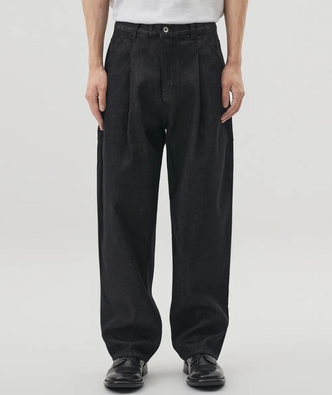 Errors Excepted 플리츠 테이퍼드 데님팬츠 상품이미지2