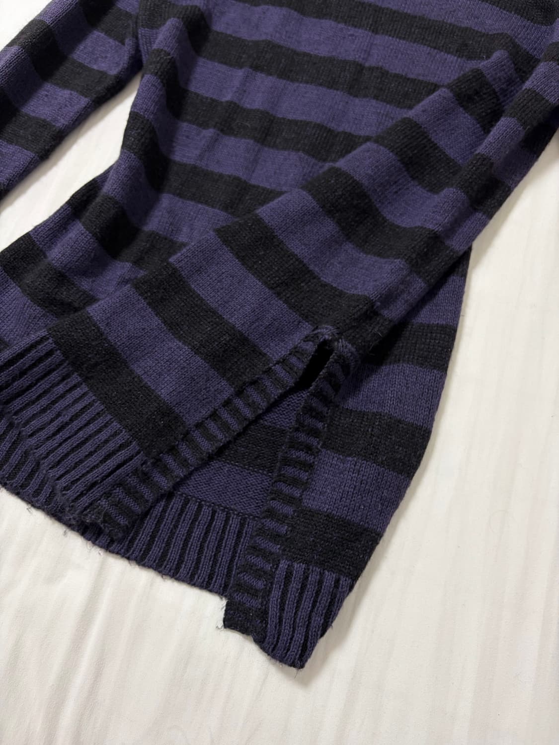 빈티지 펑크 스트라이프 보라 퍼플 니트  상품이미지4