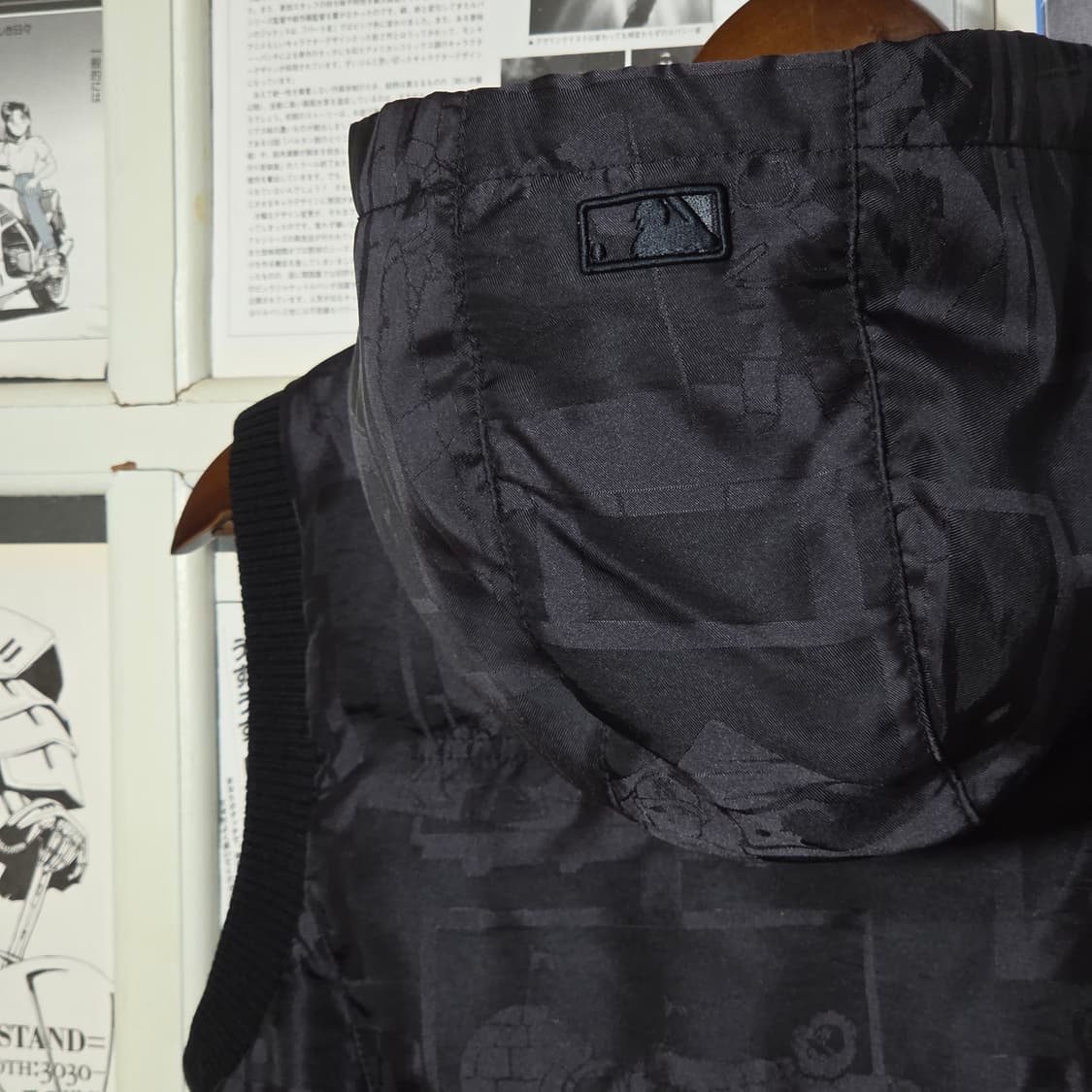 MLB 모노그램 패턴 애틀랜타 후드 패딩 조끼 상품이미지6