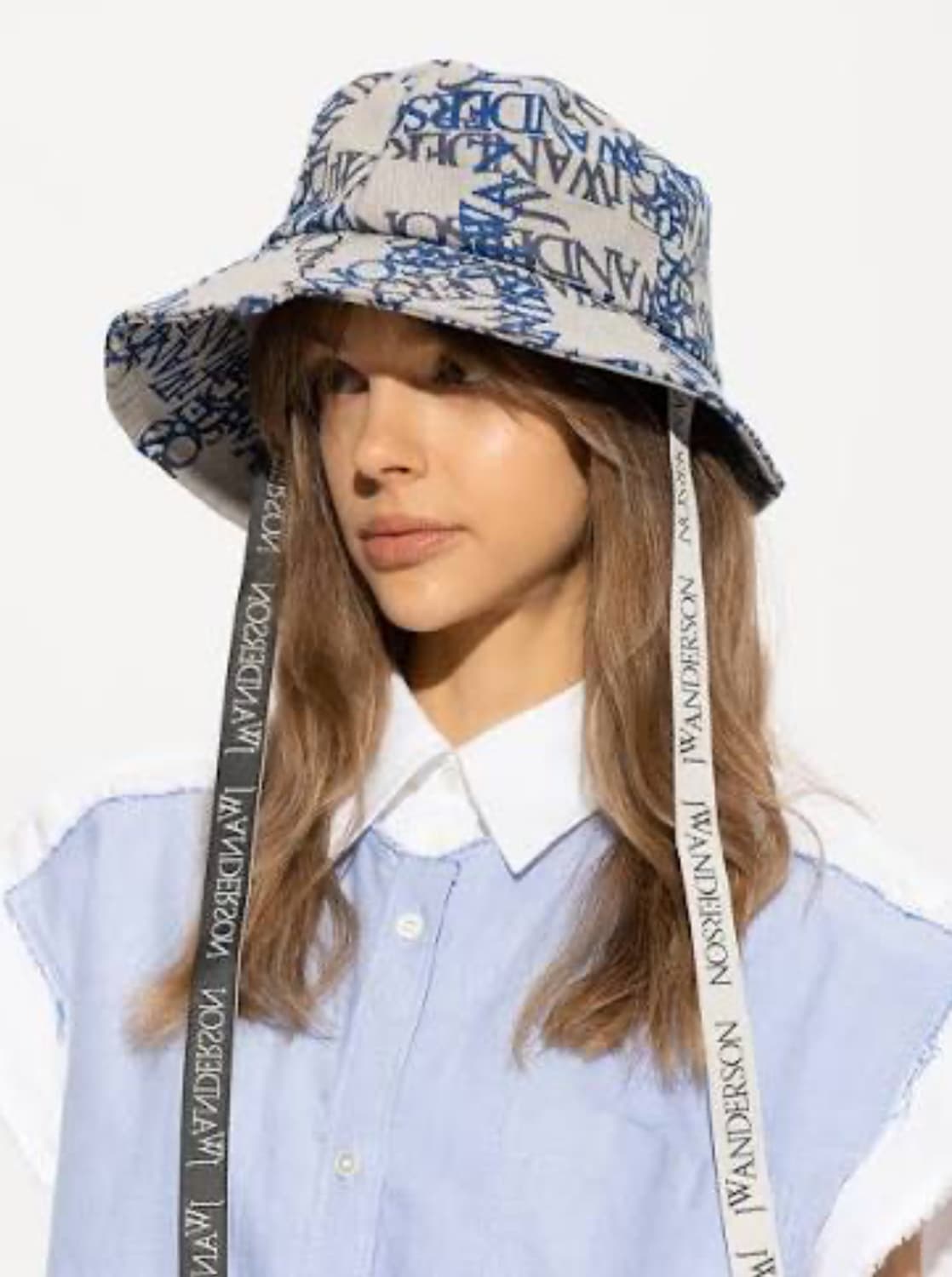 JW앤더슨(JW Anderson) 로고 비대칭 버킷햇 상품이미지6