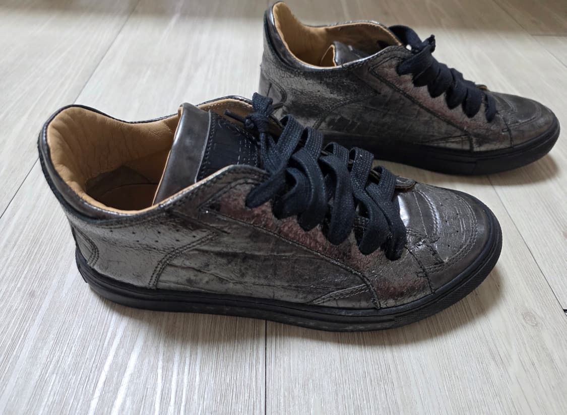 MM6 메종마지엘라 건메탈 실버 로우탑 스니커즈 37
 상품이미지4