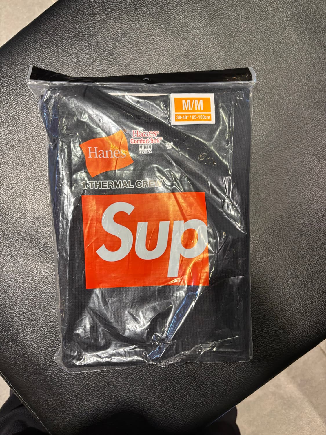 슈프림 헤인즈 블랙 m 상품이미지1