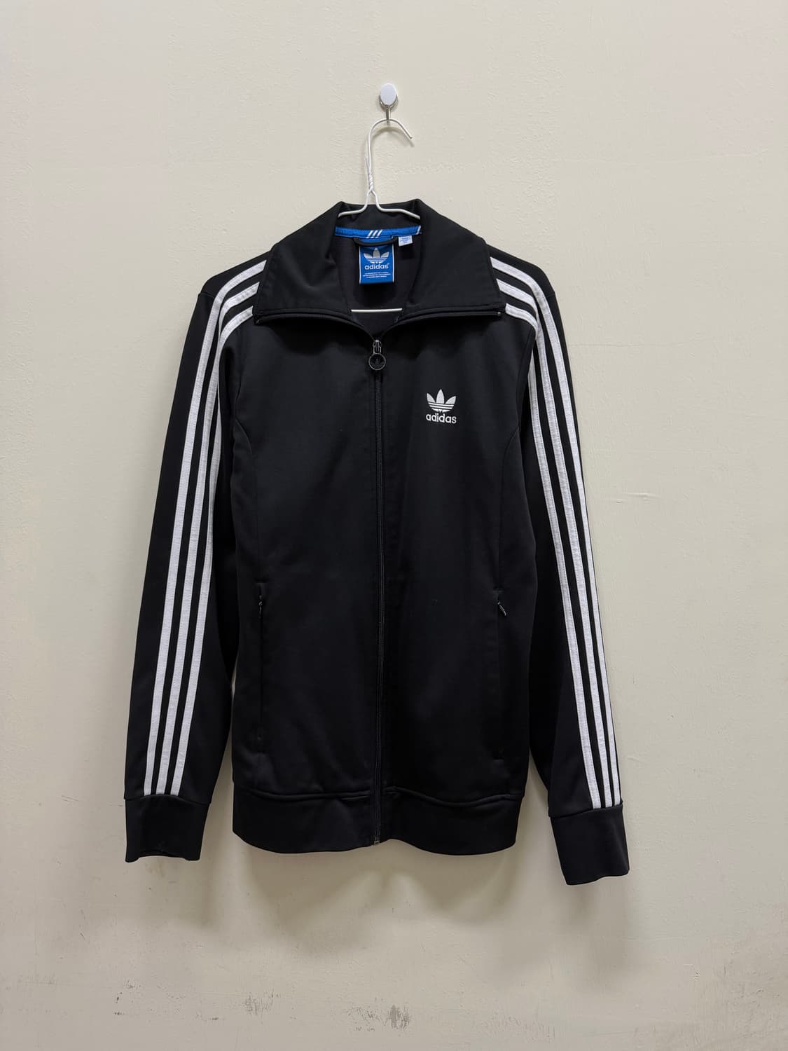 아디다스 유로파 블랙 트랙탑 져지 상품이미지1