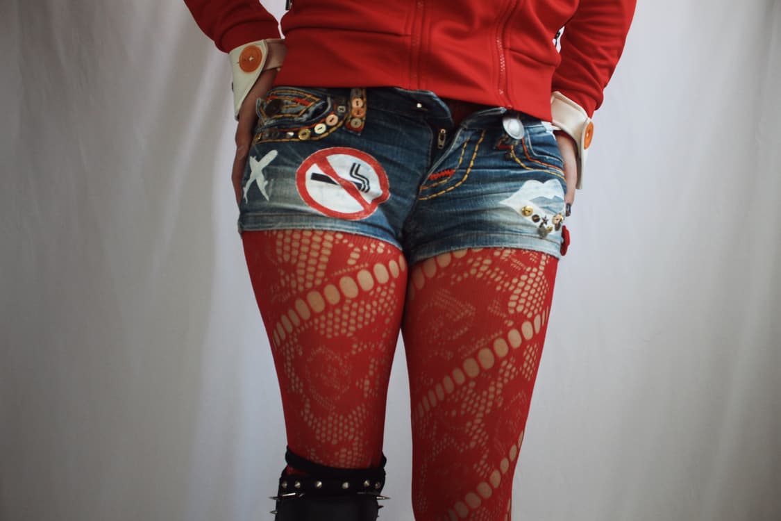 Kitsch Hand-Drawn Y2K Denim Shorts 상품이미지3