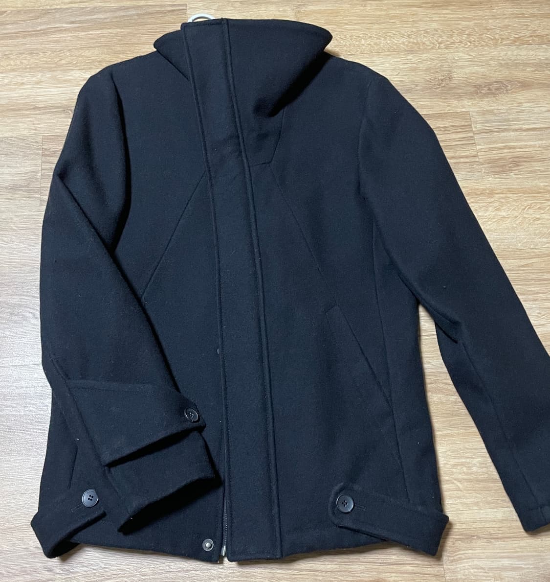 [카이아크만] 남성 하이넥 비대칭 지퍼 울 코트 블랙 - L사이즈 상품이미지4