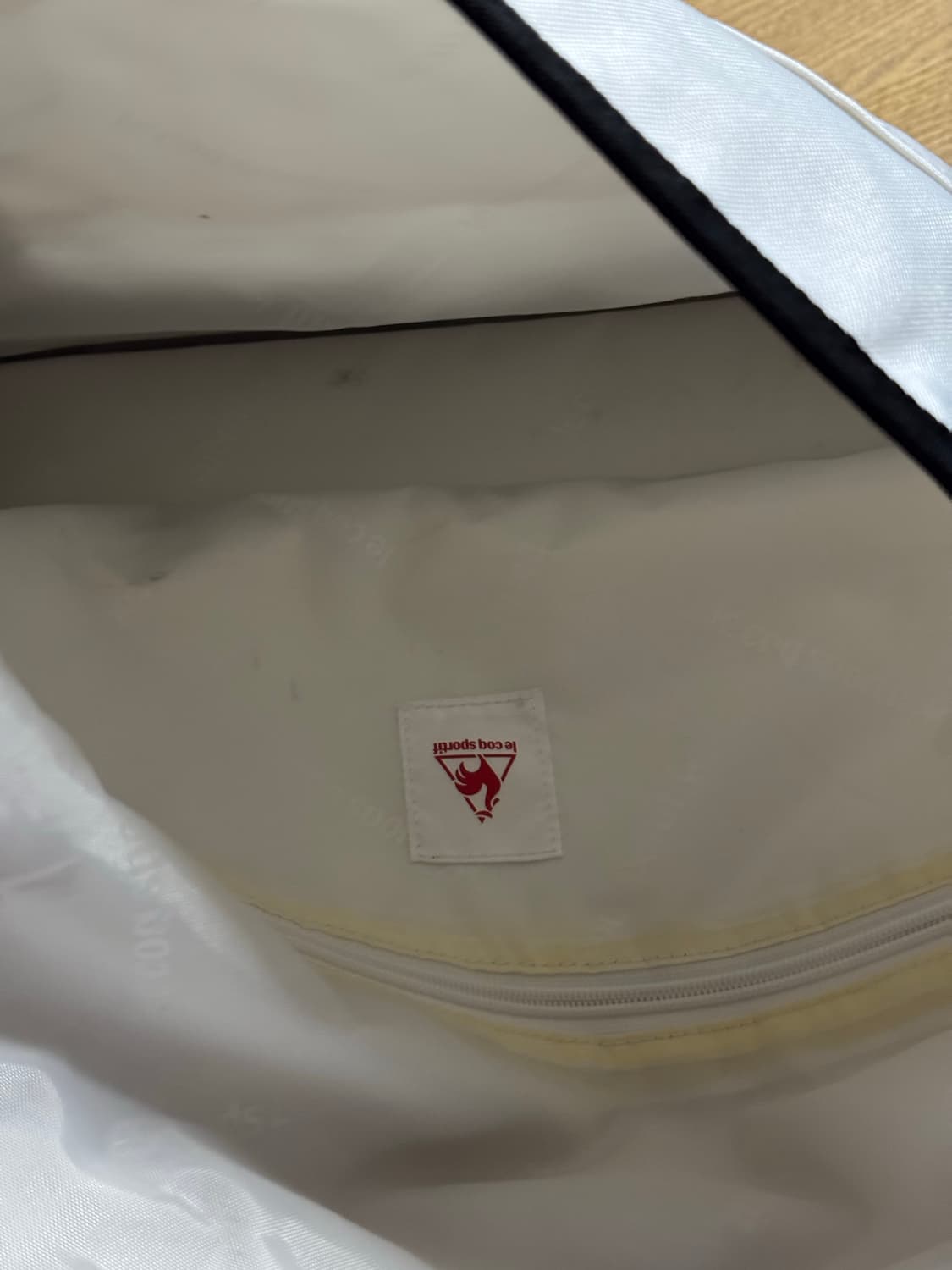 라코스테 흰색 메신저백 상품이미지5