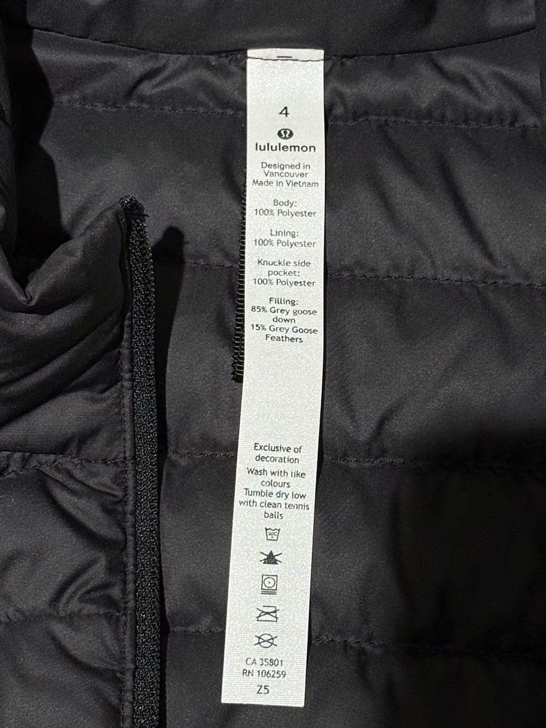 룰루레몬 블랙 팩 잇 다운 베스트 상품이미지7