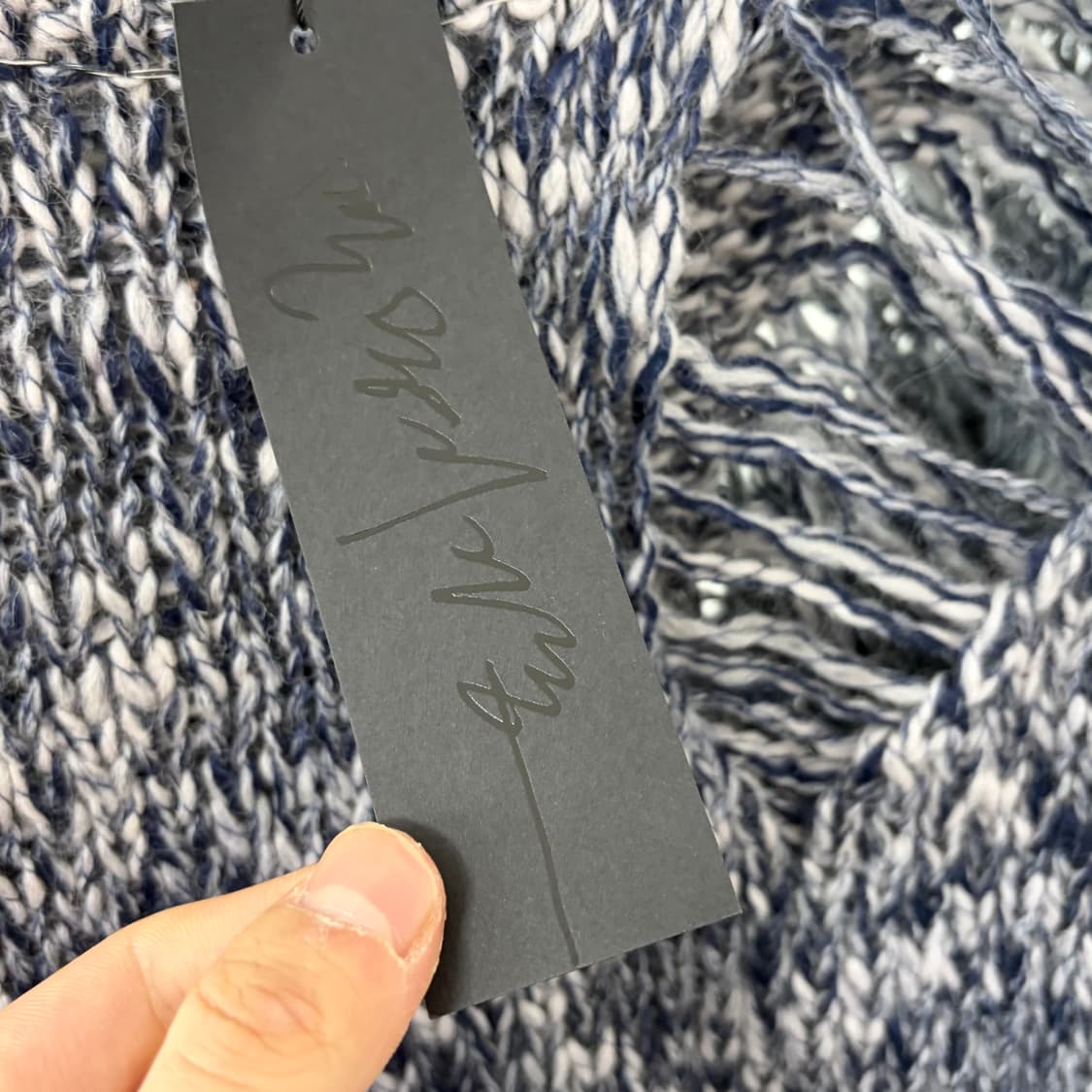 (새상품) 다잉브리드 데미지 니트 상품이미지8