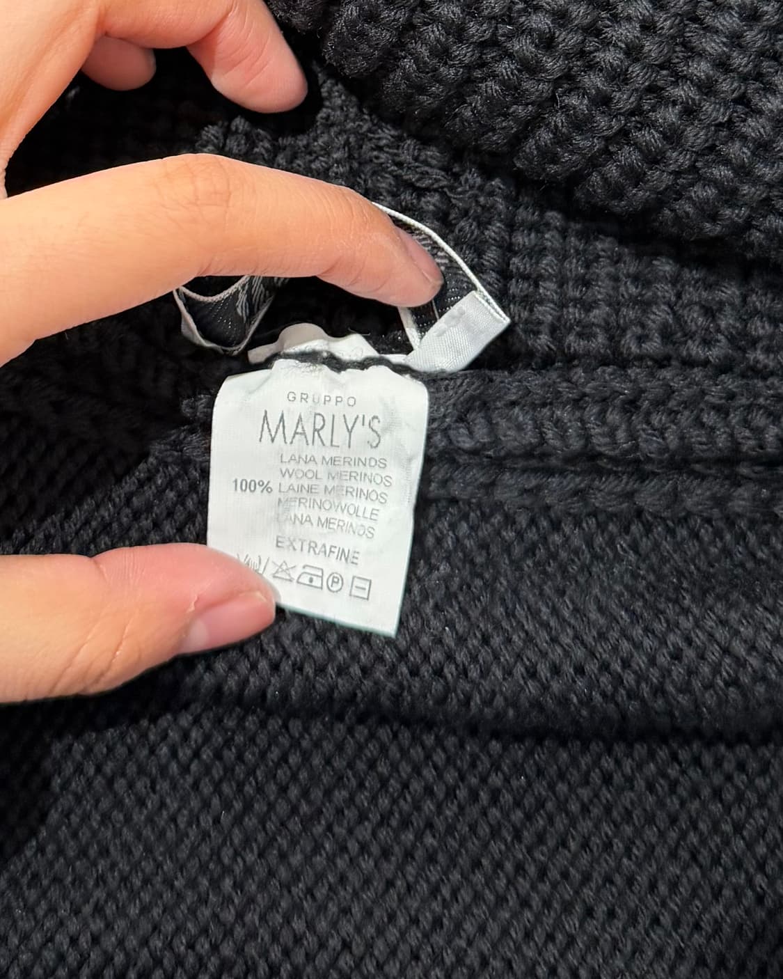 빈티지 마를리 블랙 하이넥 니트 케이프 상품이미지8