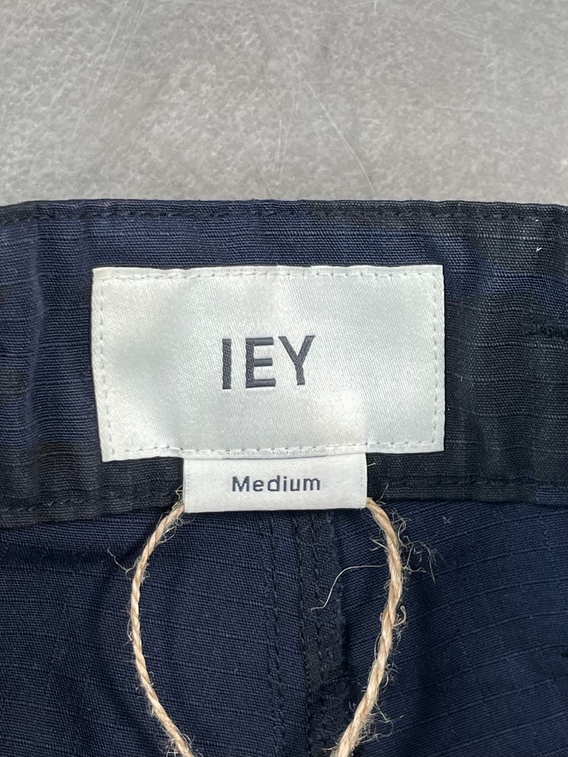 IEY 카모 더블니 카펜터 팬츠 상품이미지7