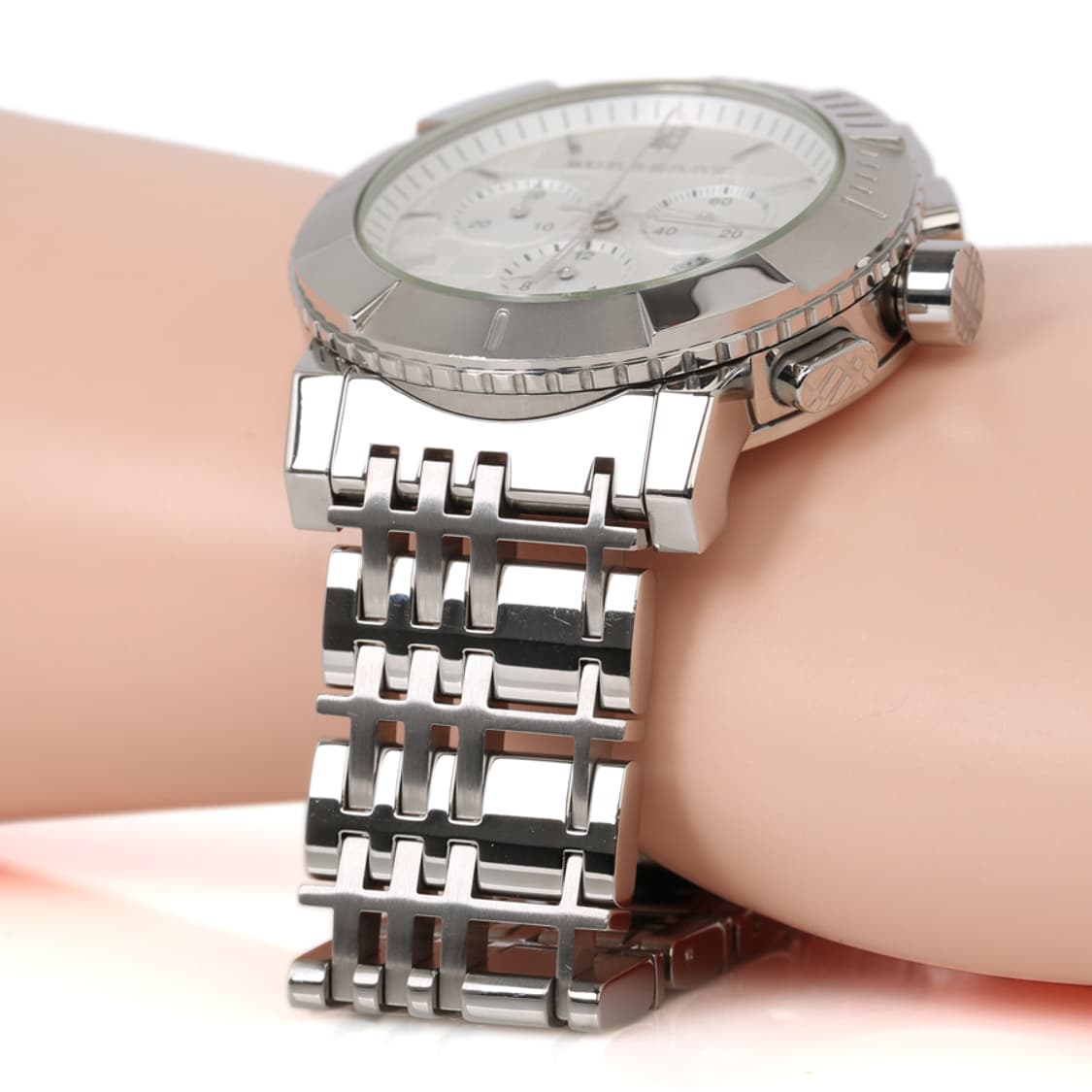 버버리 시계 크로노그래프 화이트 체크 다이얼 워치 BU2303 상품이미지7