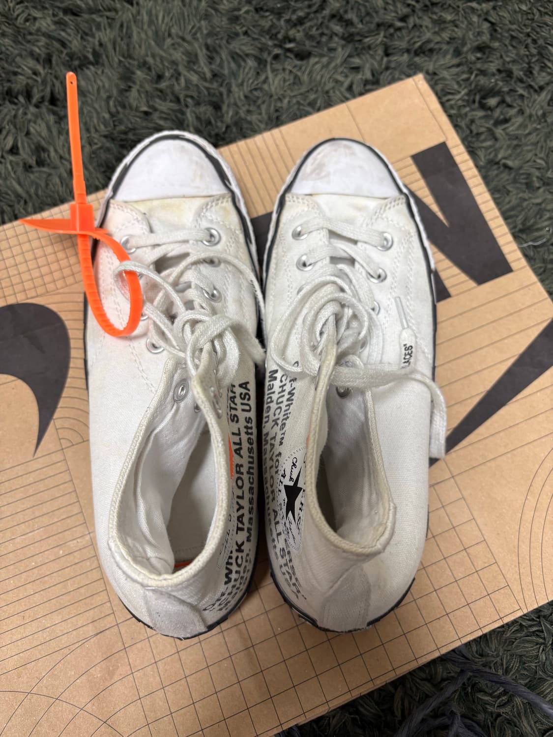 컨버스 X off white 척 70 화이트 상품이미지5