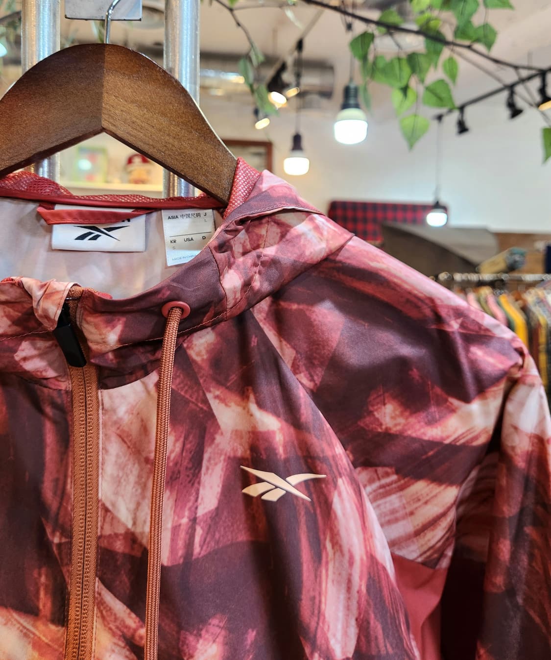 Reebok 리복 후드 바람막이  숏 점퍼 상품이미지4