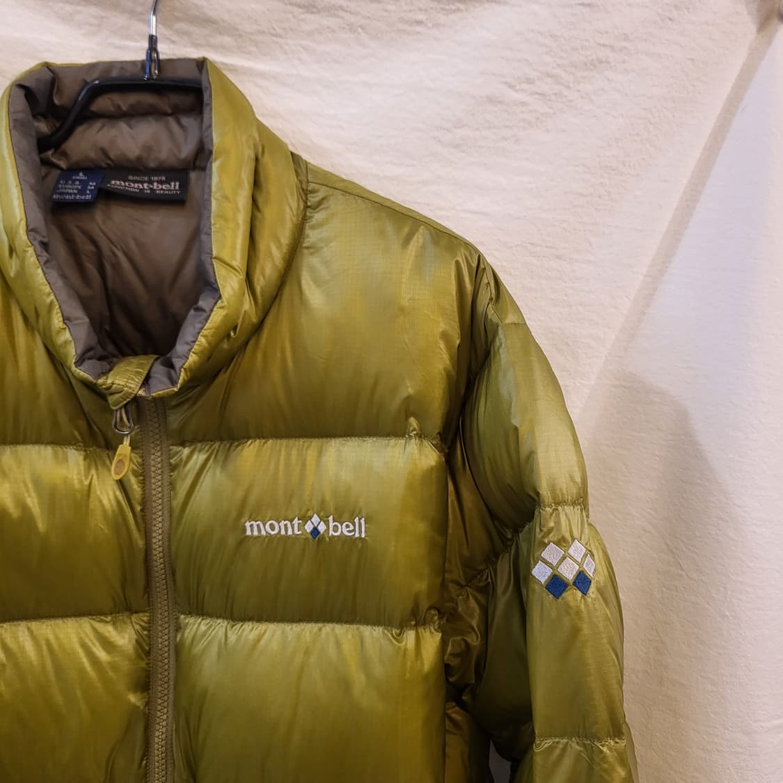 몽벨 라이트 알파인 다운파카 경량패딩 자켓 올리브 상품이미지2