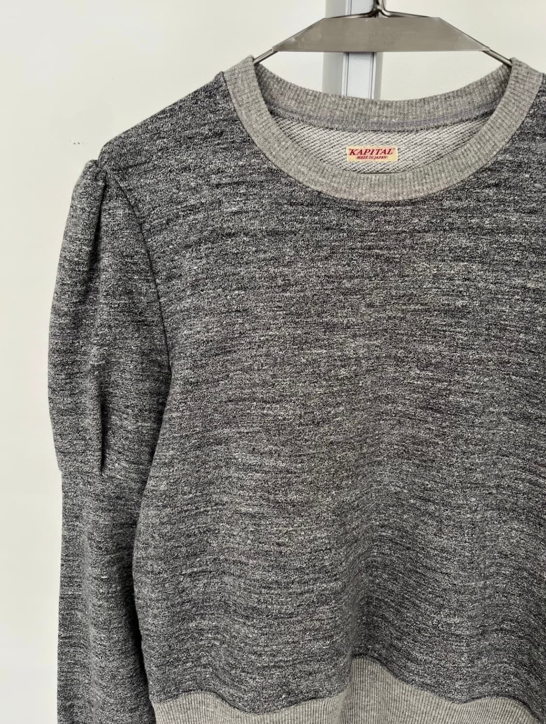 캐피탈 퍼프 스웻셔츠 상품이미지3