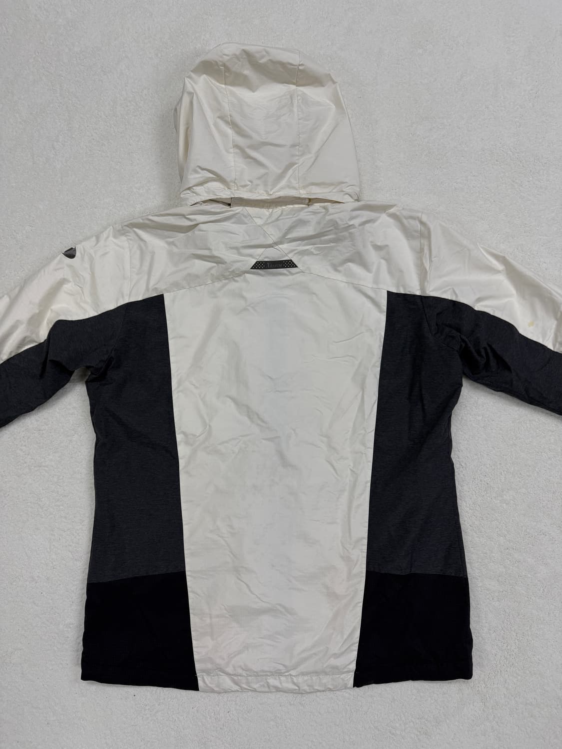 아이더 Xenium 바람막이 (XL) 상품이미지10