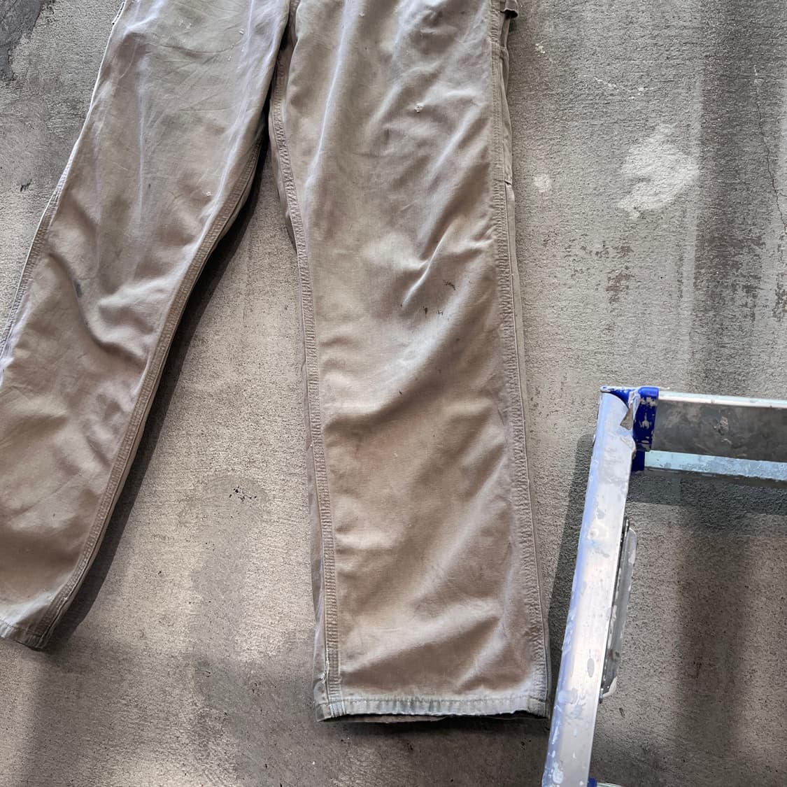 칼하트 카펜터 워크 팬츠 릴렉스핏 GKH 상품이미지3