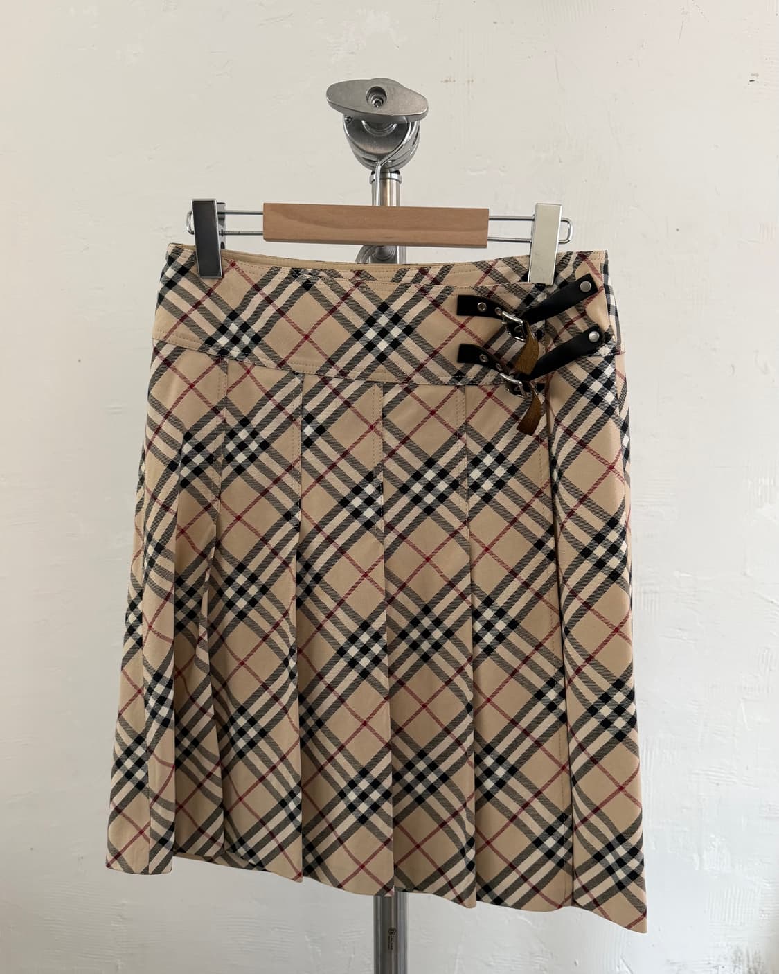 Burberry 버버리 블루라벨 노바체크 벨티드 플리츠 스커트 상품이미지1