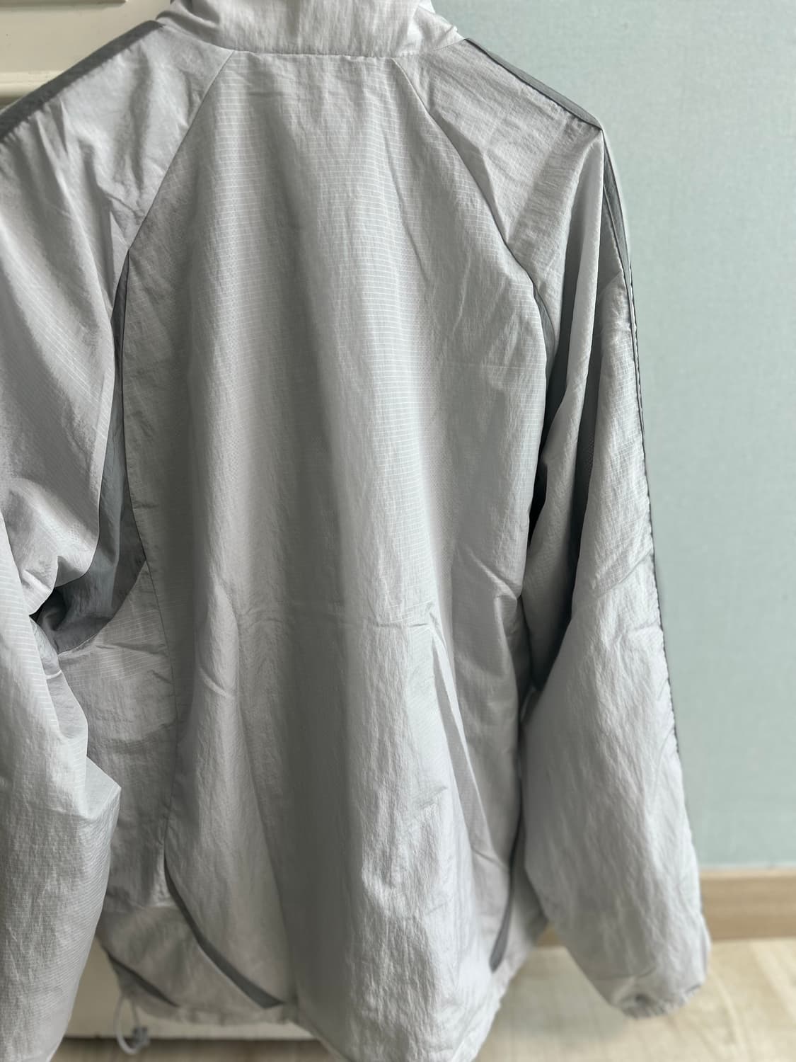 아디다스바람막이 상품이미지2