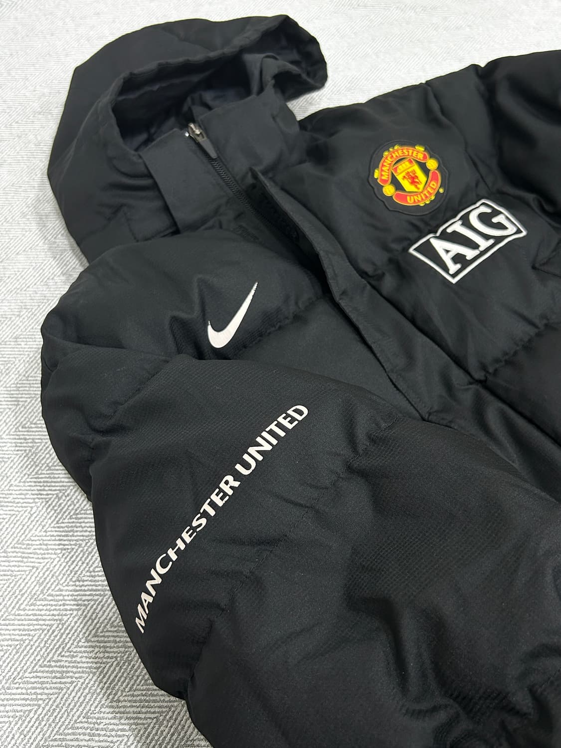 나이키 맨체스터유나이티드 AIG 패딩 블랙 95 상품이미지5