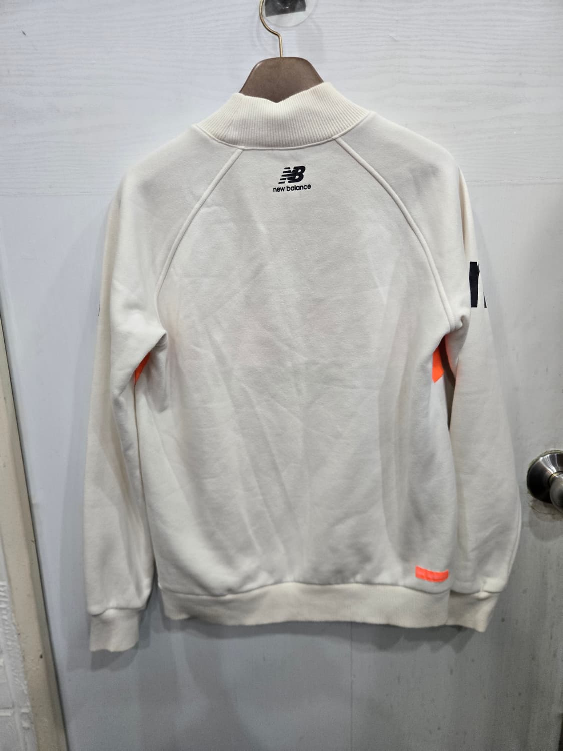 90(M)사이즈)) NEW BALANCE 뉴발란스 맨투맨 티셔츠! 상품이미지3