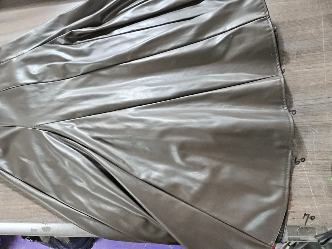 브라운 레더 A라인 롱 스커트  M 상품이미지4