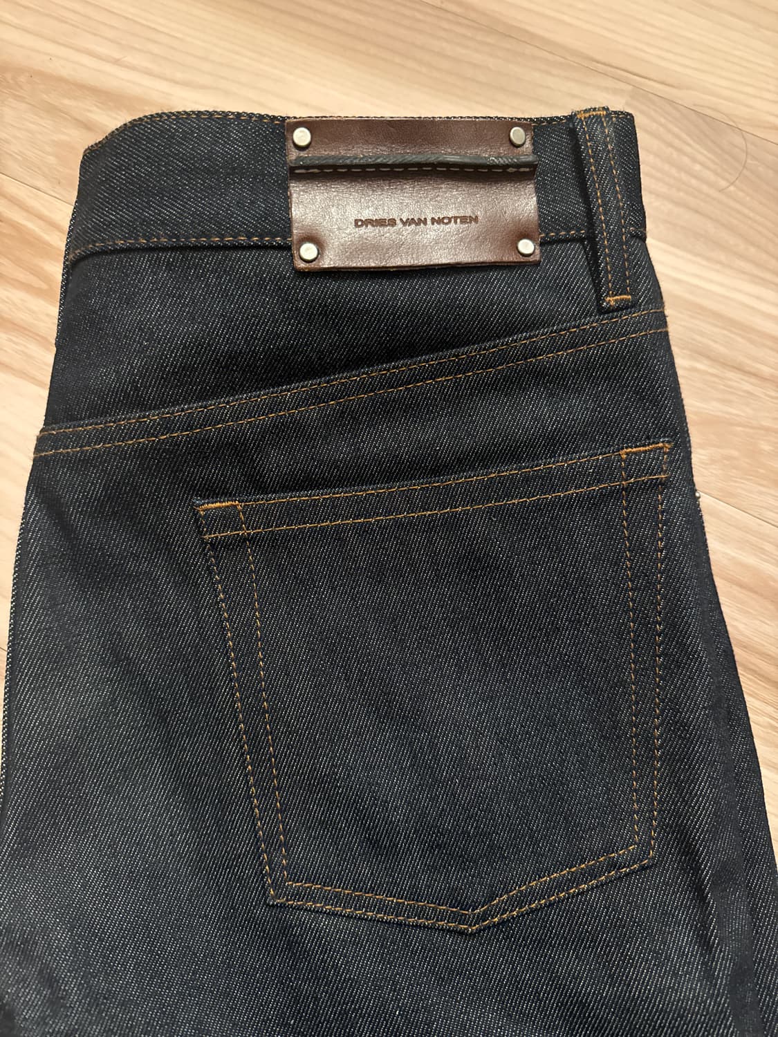 드리스반노튼 청바지 상태매우좋음 상품이미지2
