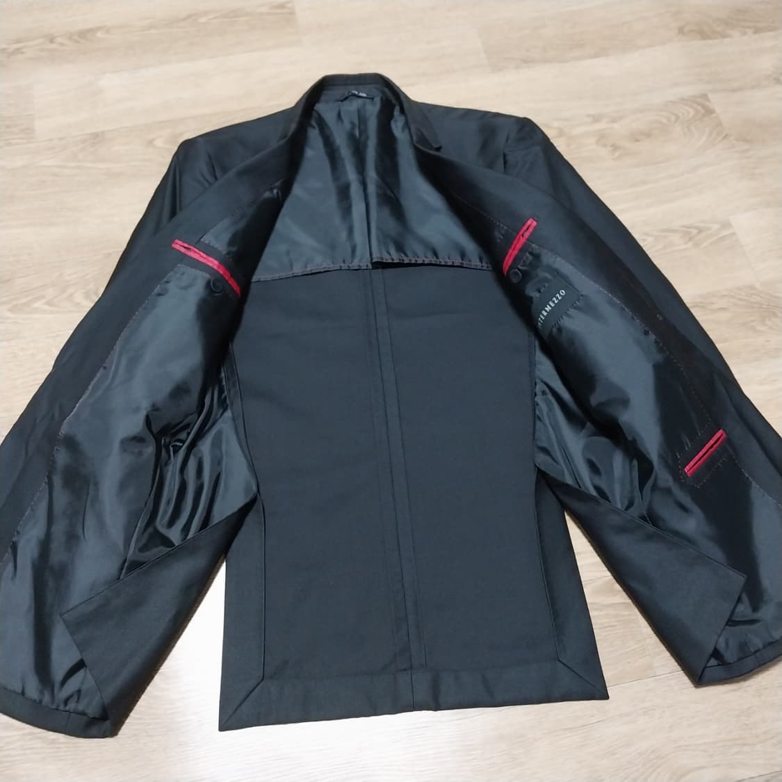 인터메조 남성103 사이쥬 수트 상품이미지3