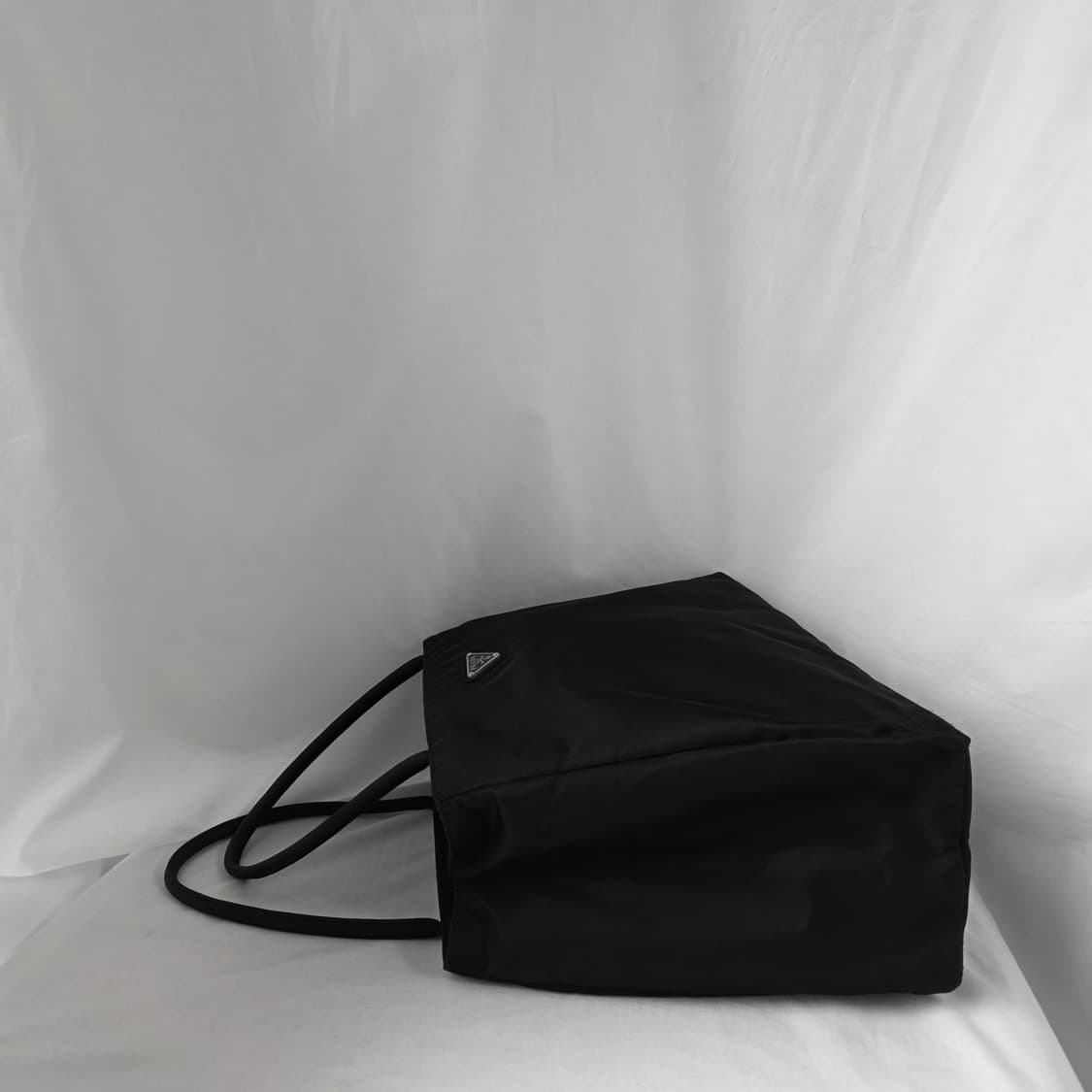 [정품 PRADA] 프라다 포코노 나일론 토트백 상품이미지2